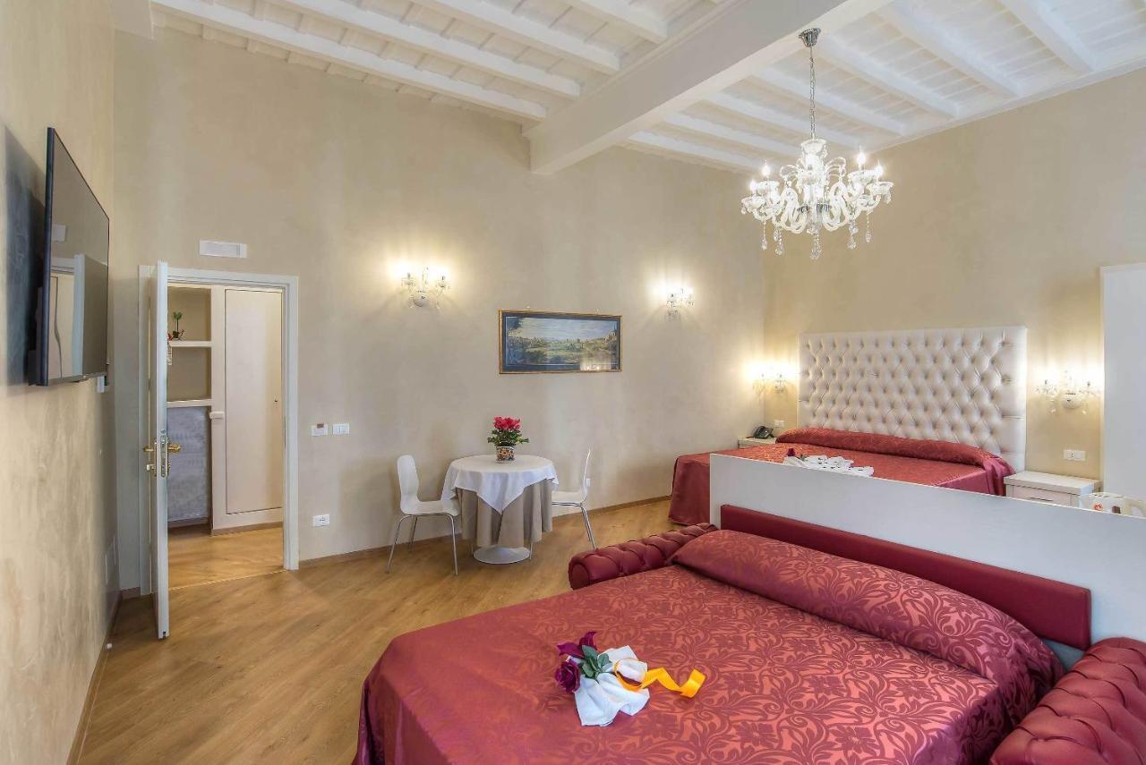 Trevi Rome Suite Номер фото
